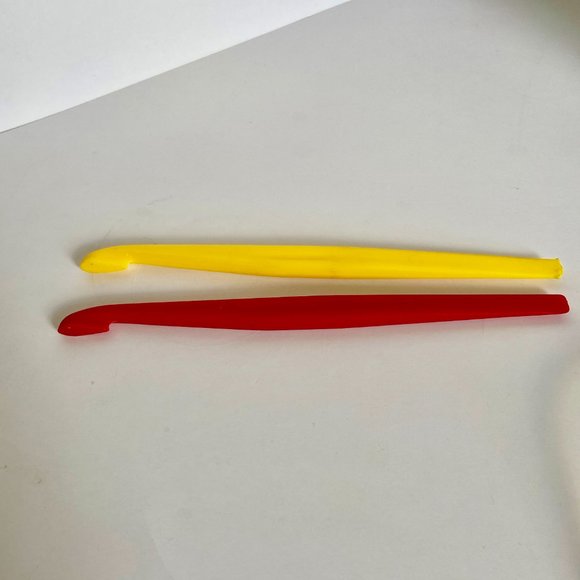 Tupperware Orange Peeler - Picture 2 of 3